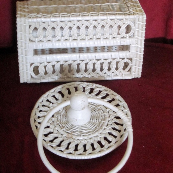Bath Vintage 2piece Wicker Bath Accessories Set Poshmark